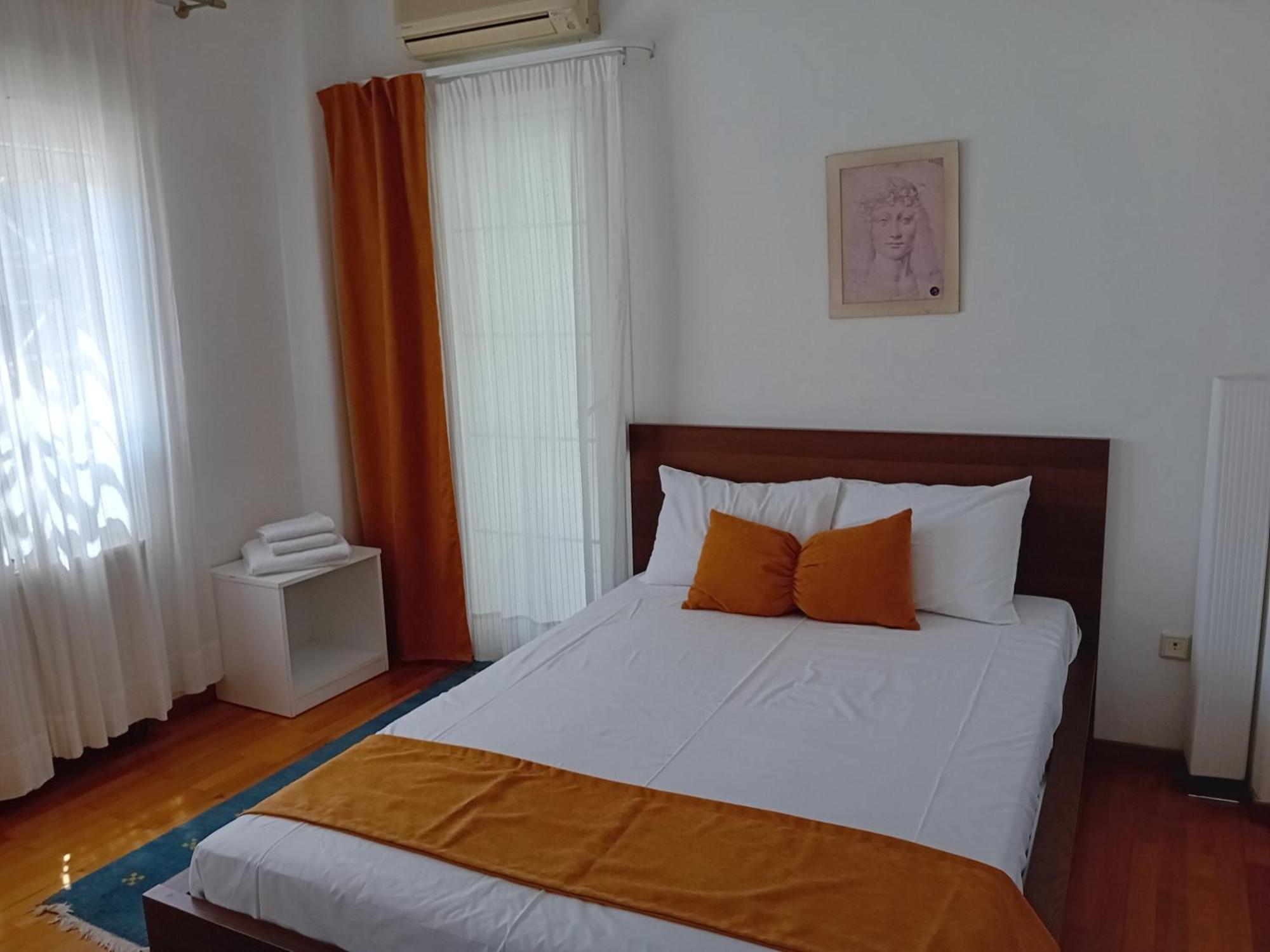 Villa Πολυτελησ Βιλα 8 - 10 Ατομων Στην Περιοχη Αεροδρομιου Θεσσαλονικησ Livadaki  Exterior foto